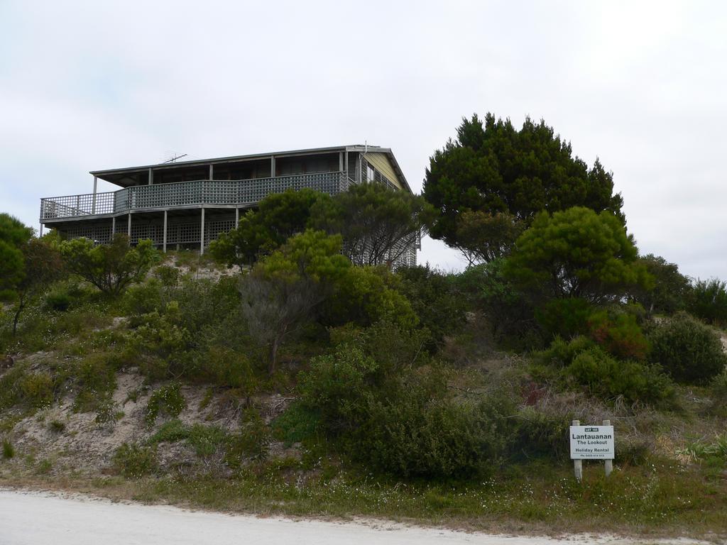 Lantauanan - The Lookout Villa Island Beach Buitenkant foto